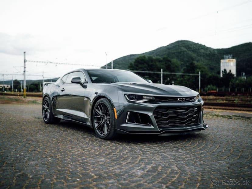 Chevrolet Camaro ZL1 predný narazník.