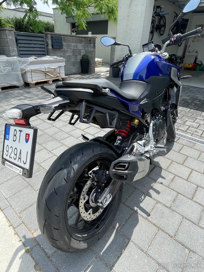 BMW F900r