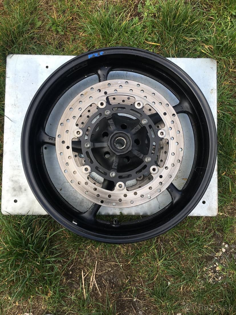 Predne a Zadne Kolesa