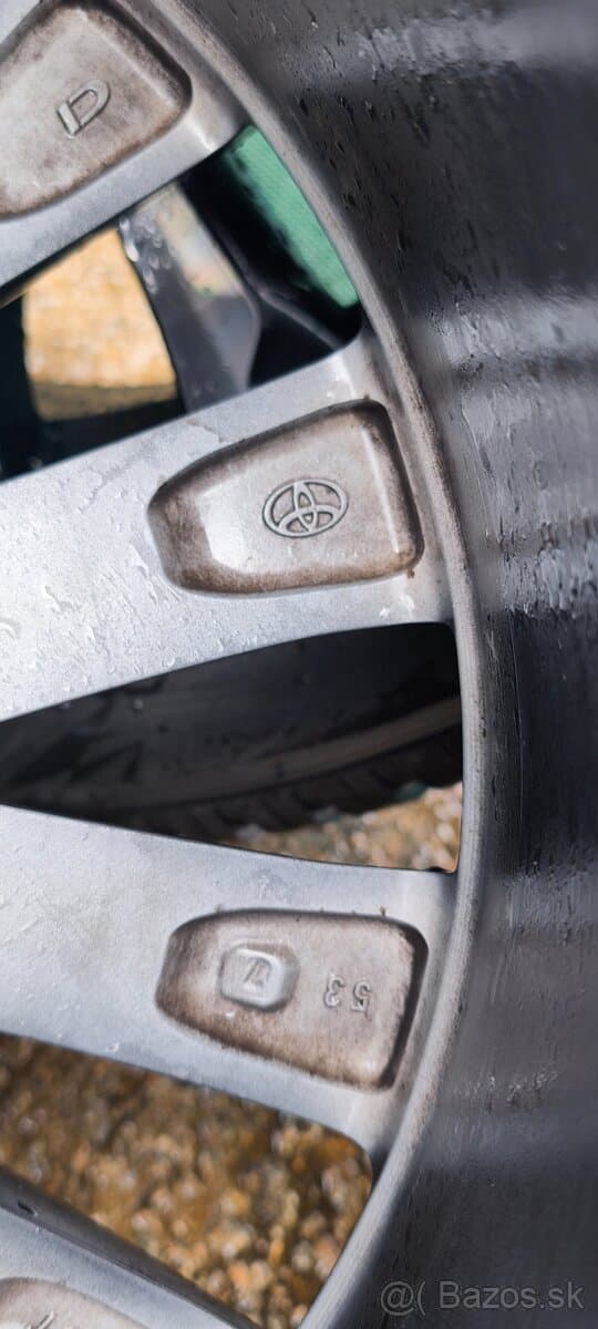 5 x Orig. Alu kolesa Toyota Land Cruiser, Hilux s pneu