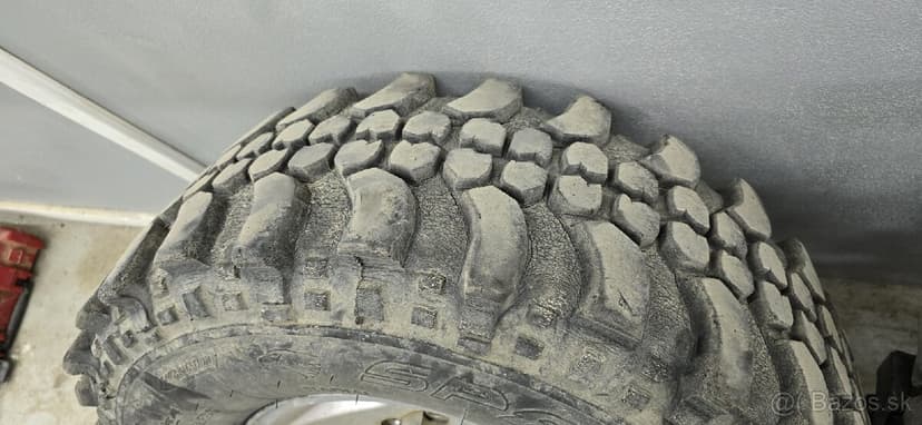 Disky 139.7x6 r15 + pneu 31"