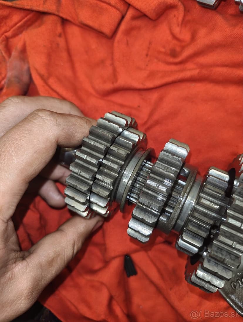 Predám prevodovku Yamaha wr400f