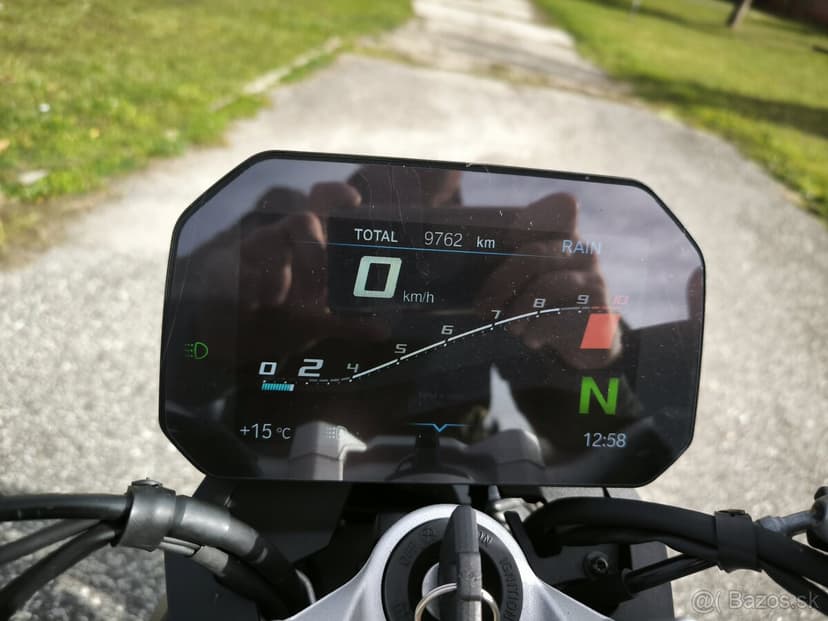 Bmw f900r