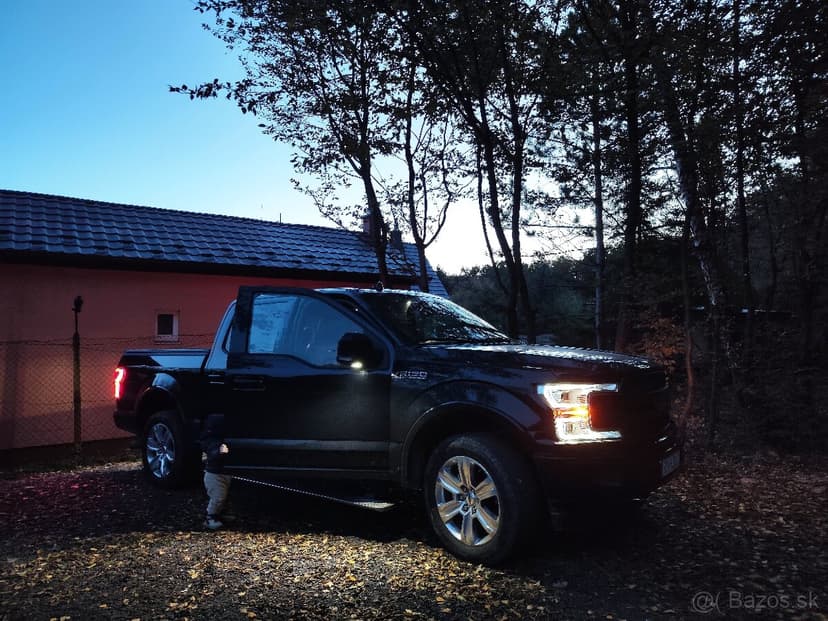 Predám USA pickup Ford F150 PLATINUM 2020
