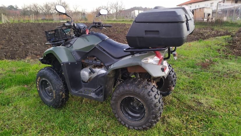 Predám štvorkolku Kymco MXU 300