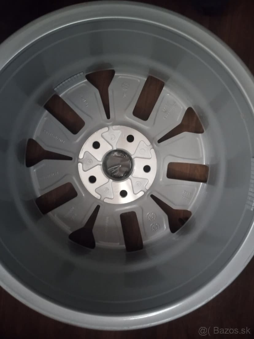 Disky VW Amarok Multivan R17 5x120