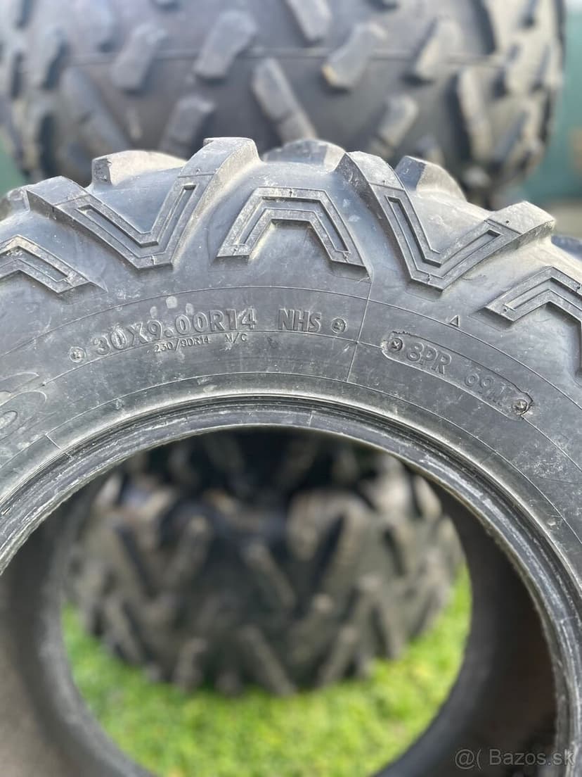 Predám pneumatiky na štvorkolku – Maxxis Bighorn 2.0