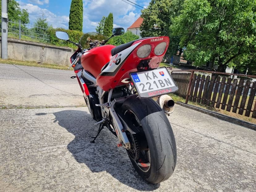 Predám Yamaha R6 v TP je 25kw inak plne otvorená na 88kw