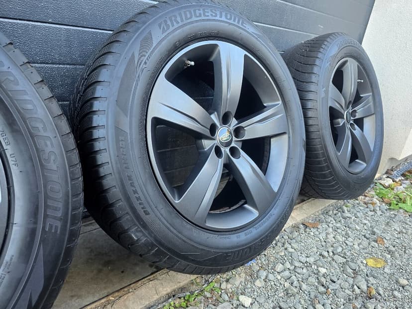 Zimná Sada Range Rover Velar+Bridgestone 255/55 R19