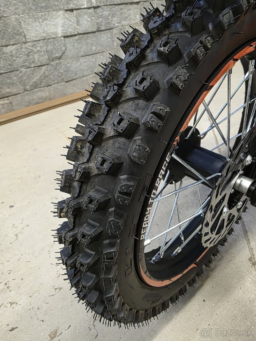 Elektrická motorka HECHT 59100