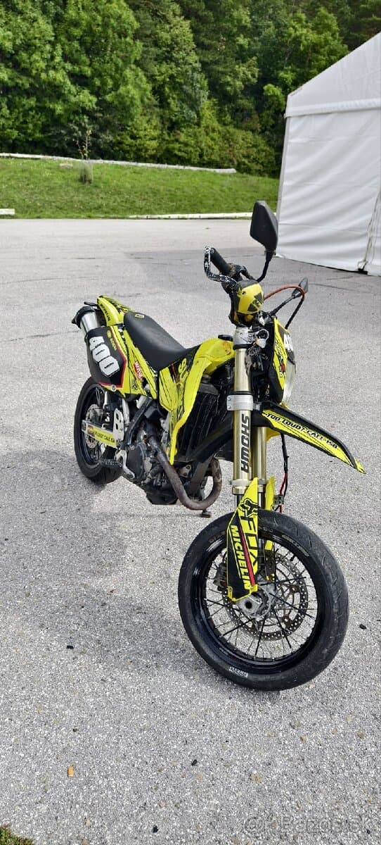 Suzuki DRZ400SM