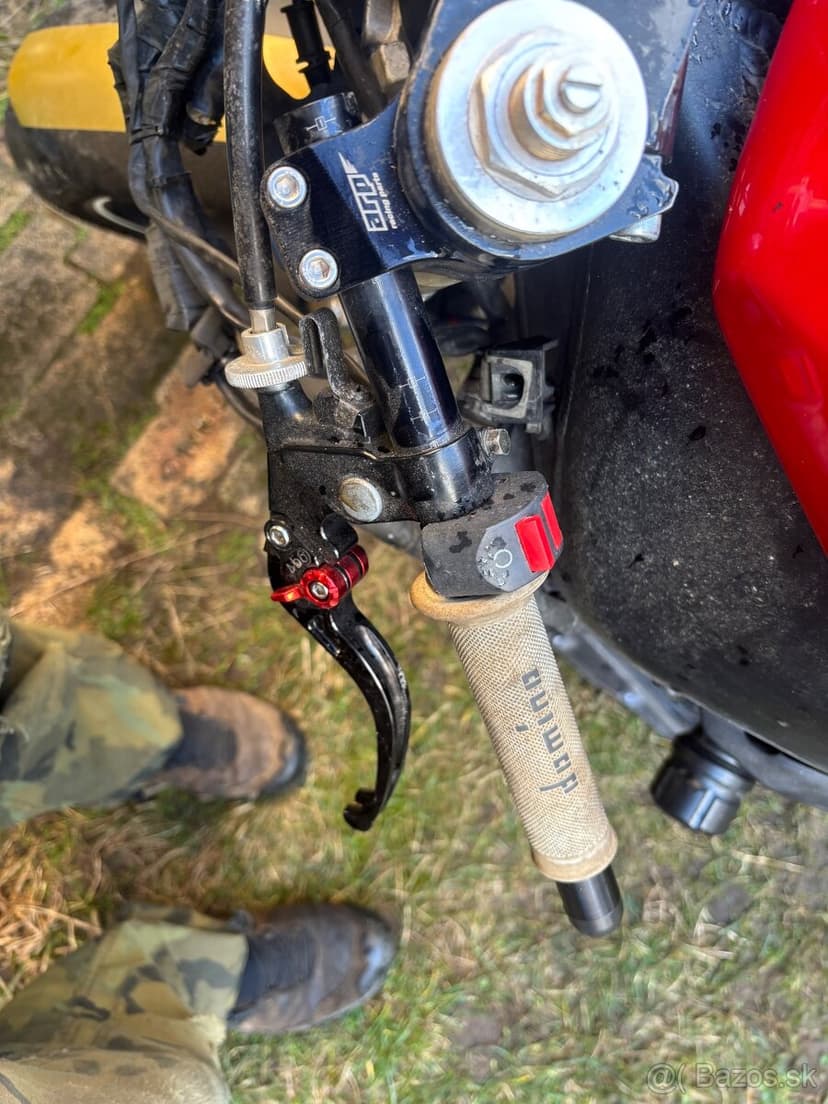 Prepakovani a riditka ARP na Yamaha R1 02-03 Rn09