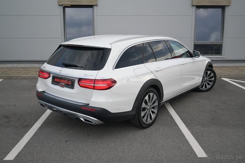 Mercedes-Benz E trieda All-Terrain 220 d 4MATIC A/T