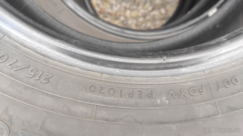 215/70 R16 suv Yokohama Geolandar G033