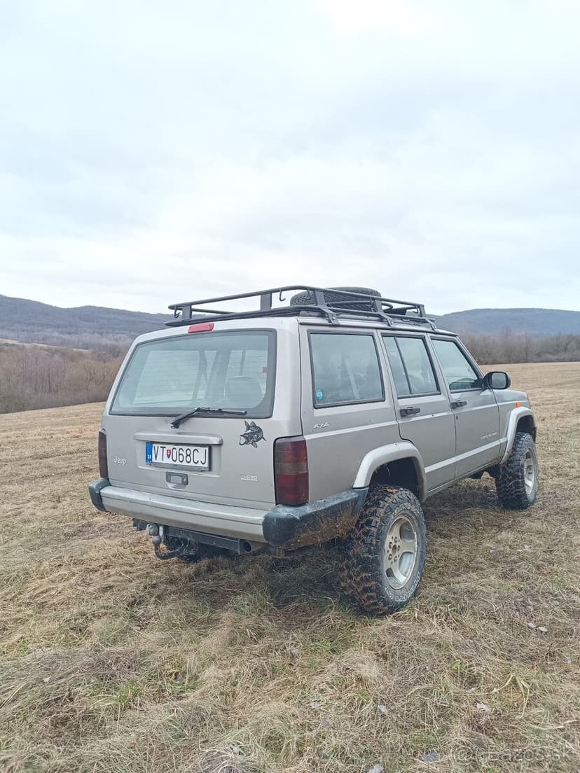 Jeep Cherokee XJ Sport 4x4