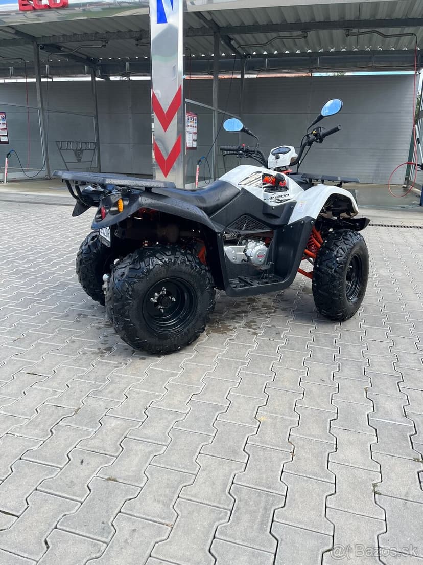 Kayo au200 štvorkolka