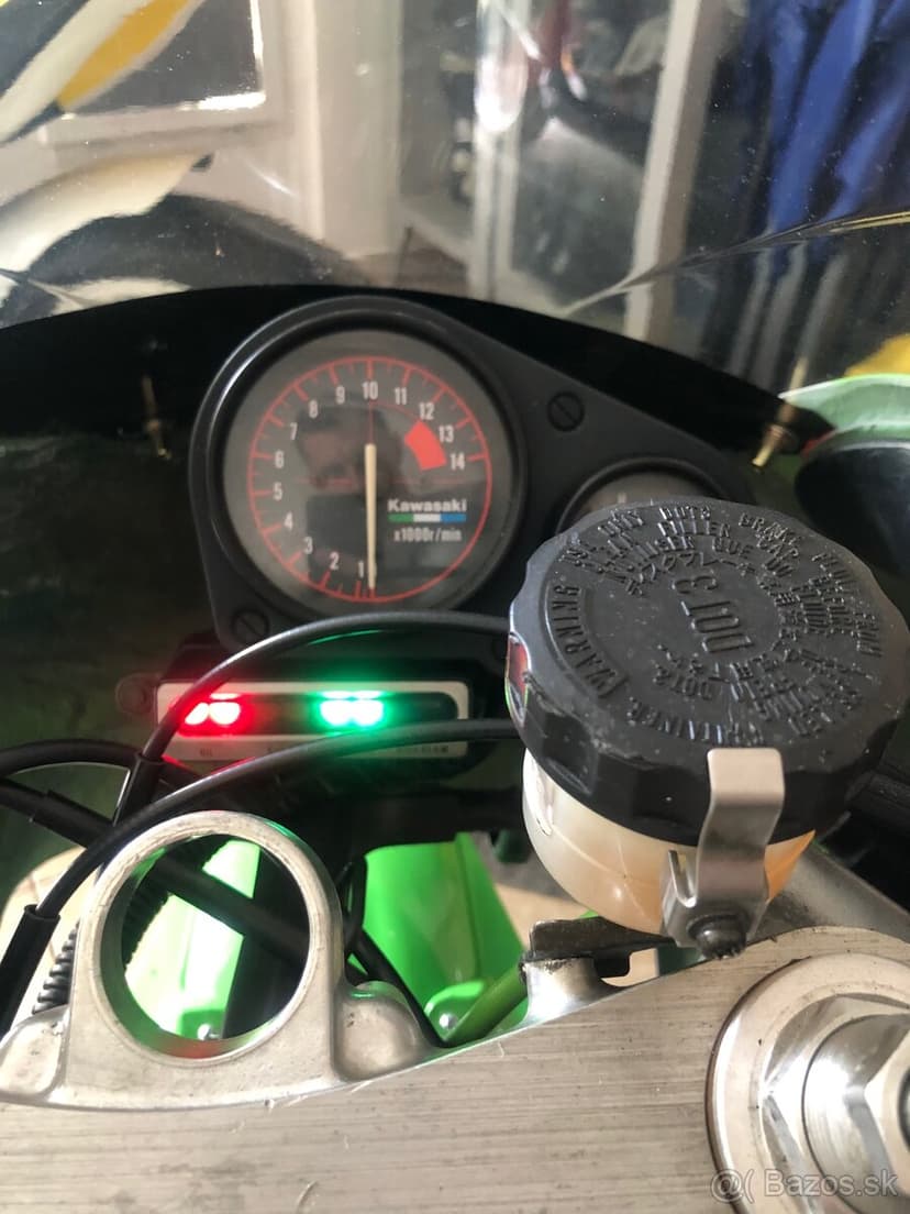 Kawasaki ZXR 400 nemecky TP mozna vymena