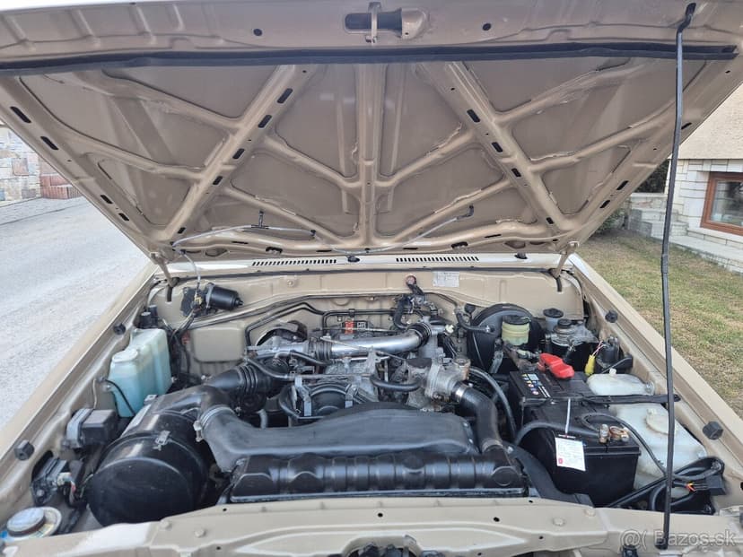 TOYOTA LAND CRUISER 2.4 TDI