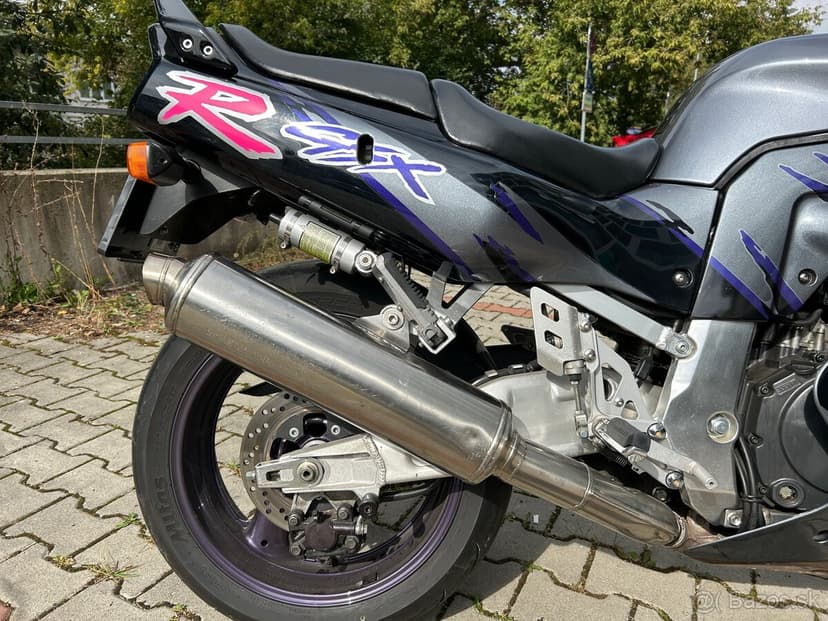 Suzuki GSXR 1100, Suzuki GSX-R 1100