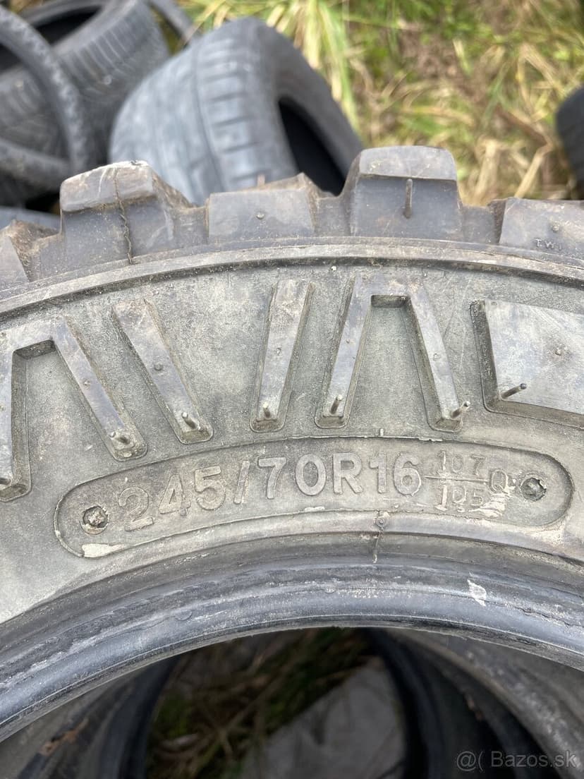 Offroad pneu truck 2000 245/70 r16