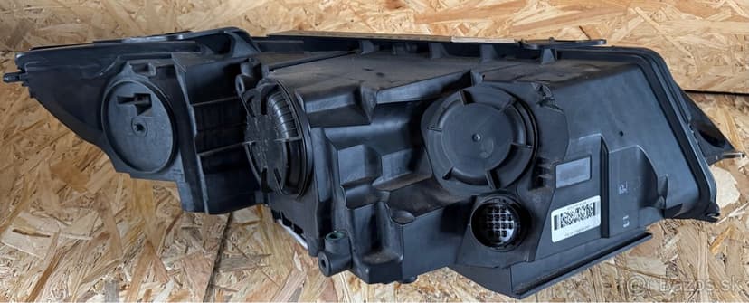 Pravý & Ľavý predny xenon, Land Rover Discovery Sport