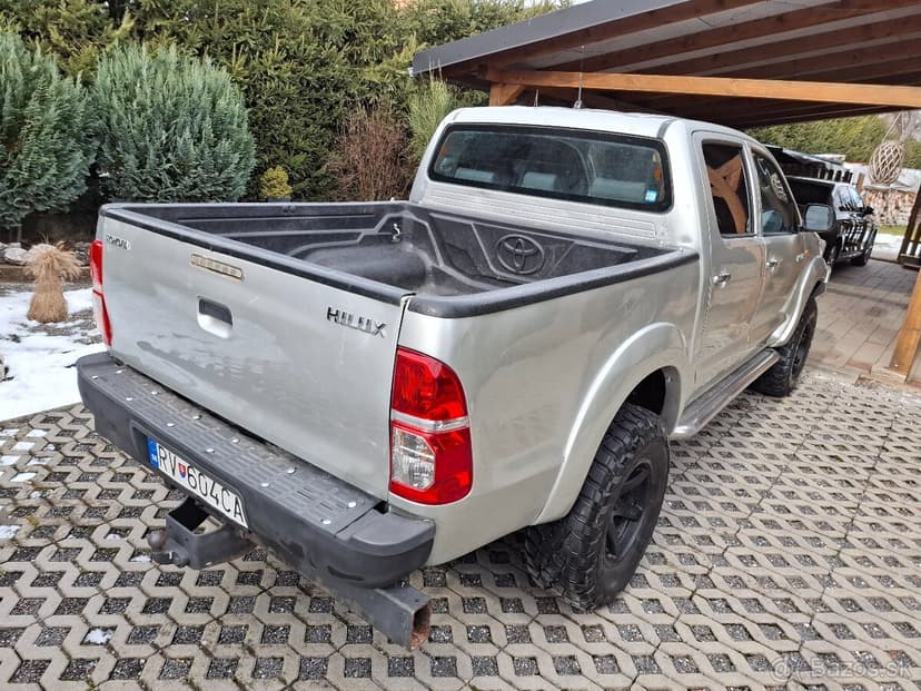 Toyota Hilux 2,5 D-4D,r.v  2012