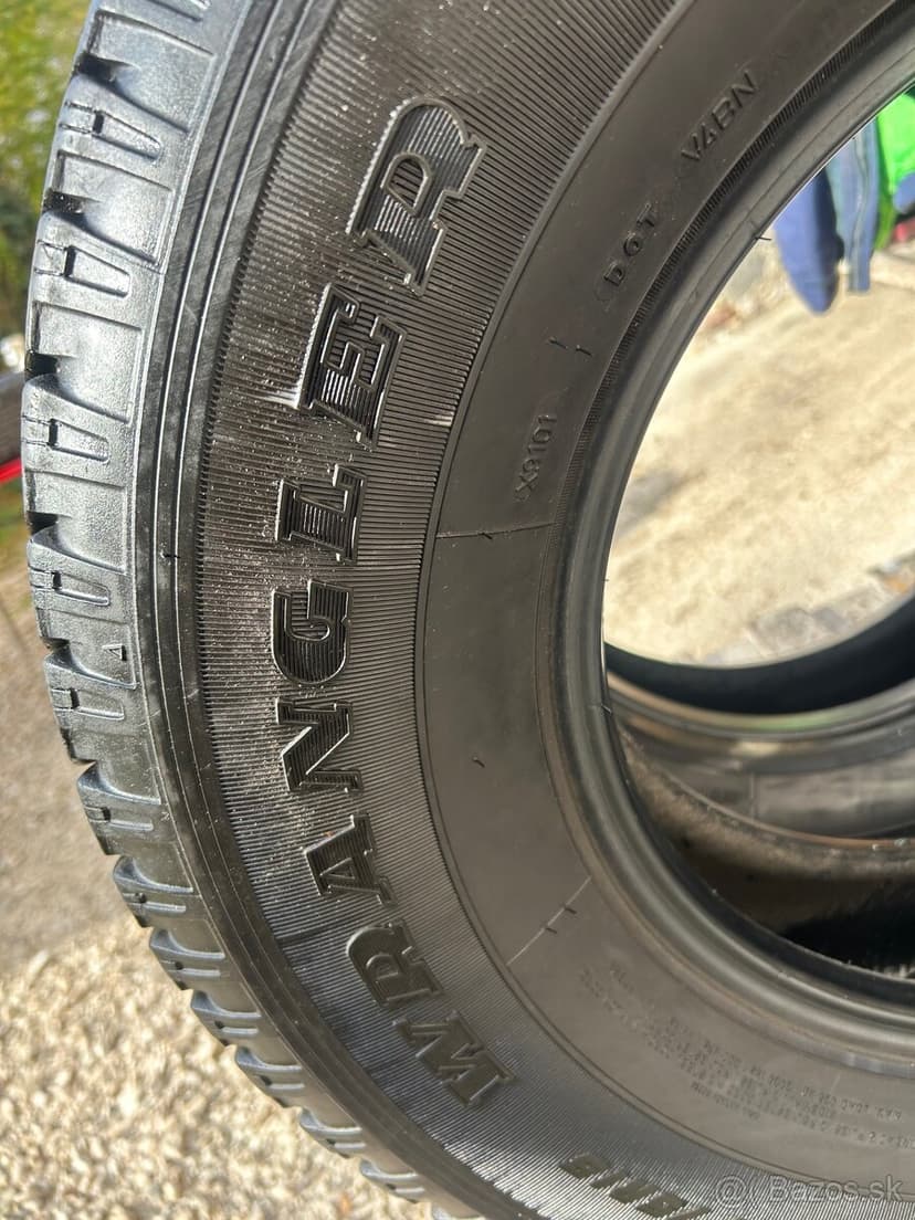 Goodyear Wrangler 235/75/15”m&s