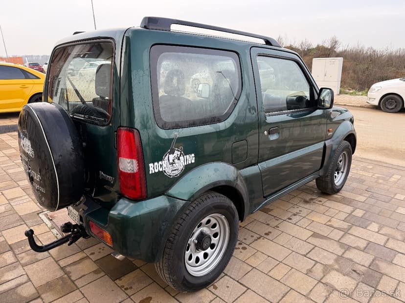 SUZUKI JIMNY 1.3 BENZIN LEN 135 000KM VELMI DOBRY STAV