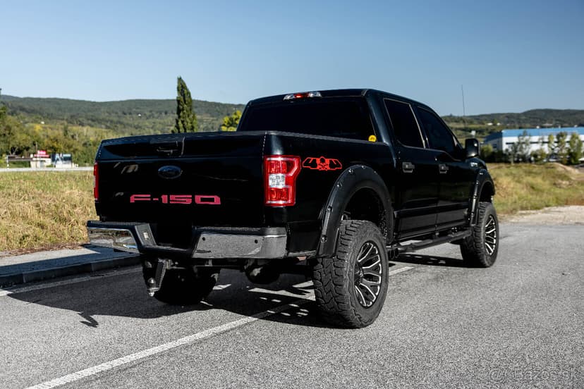 Ford F-150 RAPTOR