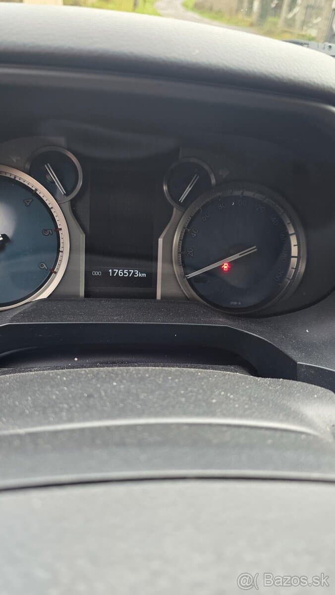 Predám Toyota Land Cruiser 150