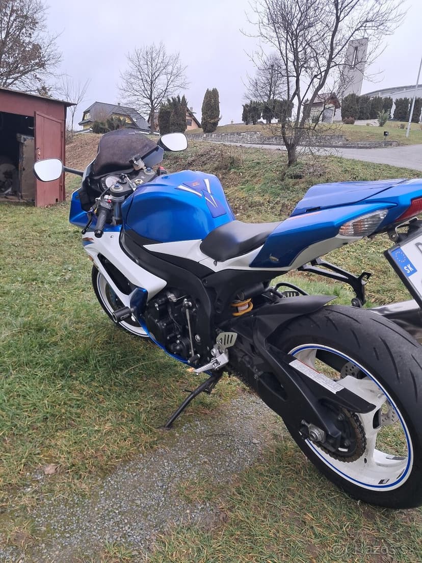 Suzuki gsxr 600