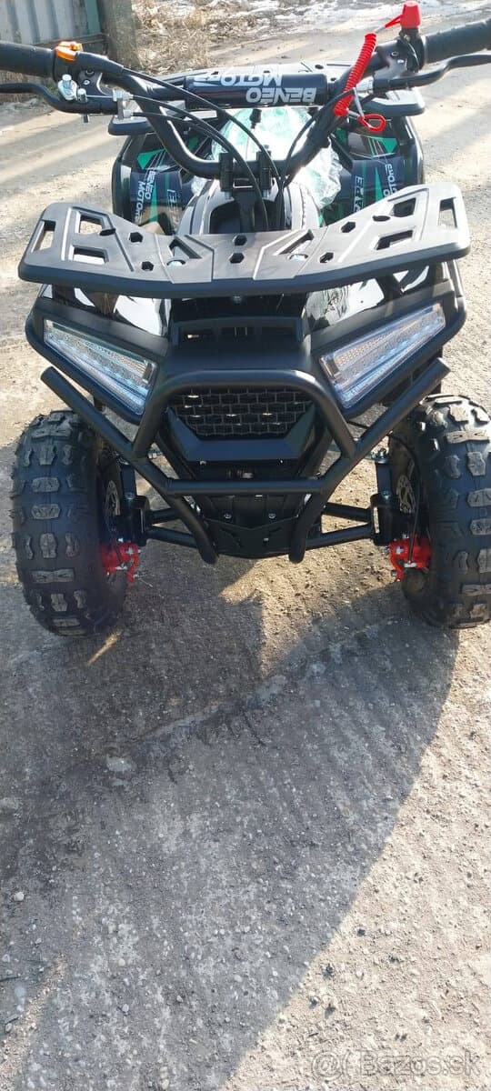 Detská benzínová štvorkolka 49cc