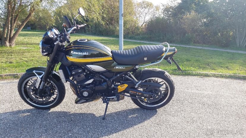 Kawasaki Z900RS, r.v. 2020 + vela doplnkov