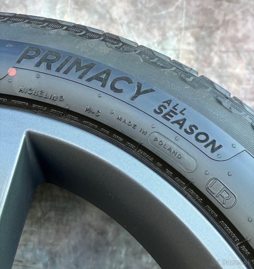 Originální Alu kola Land Rover Defender 255/60/20 TOP