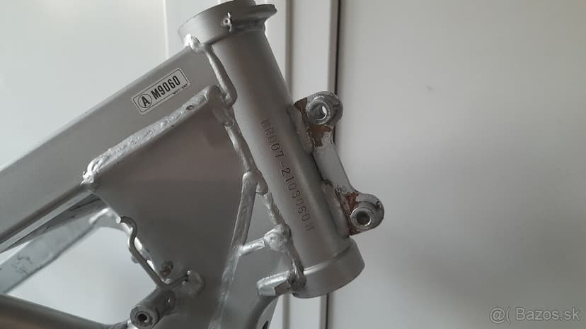 HONDA V 750 AFRICA TWIN RD07