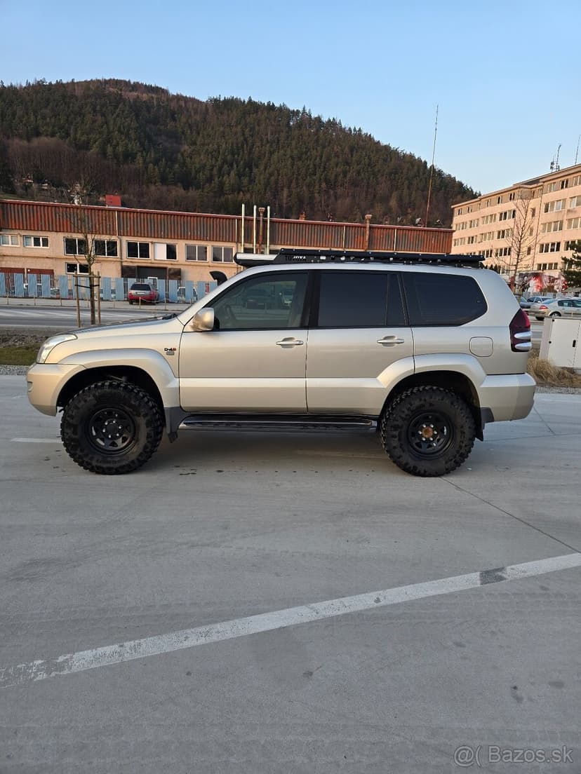 Toyota Landcruiser 120