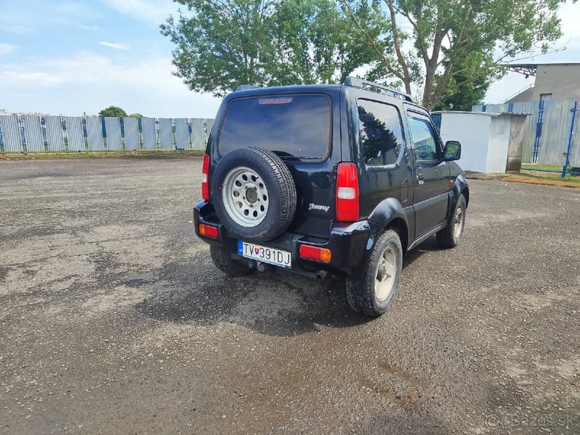 🚙 Suzuki Jimny – spoľahlivý off-road s výbavou navyše 🔧