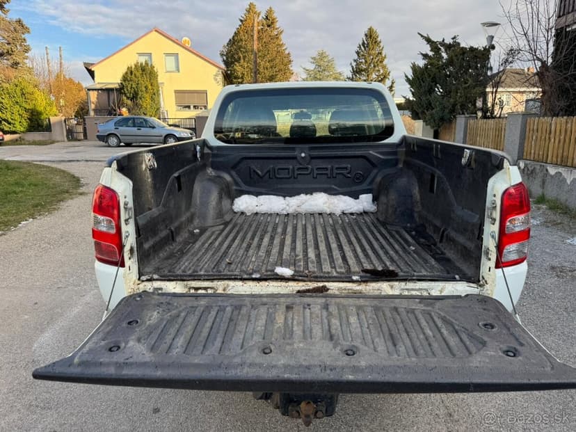 FIAT FULLBACK DIESEL 4X4 MOŽNÝ LEASING