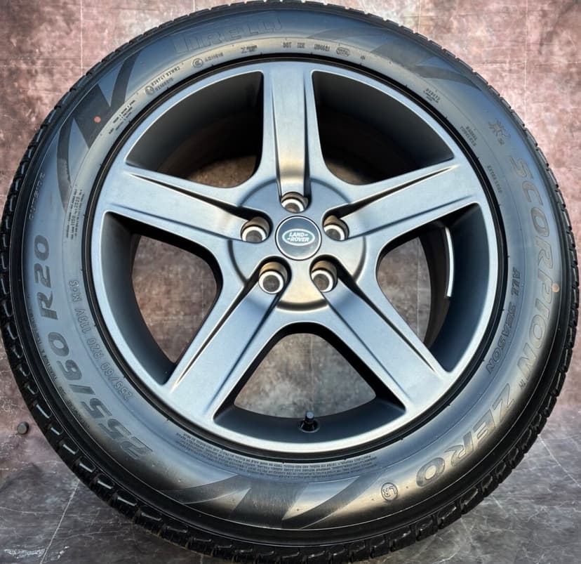 Originální alu kola Land Rover Defender 255/60R20