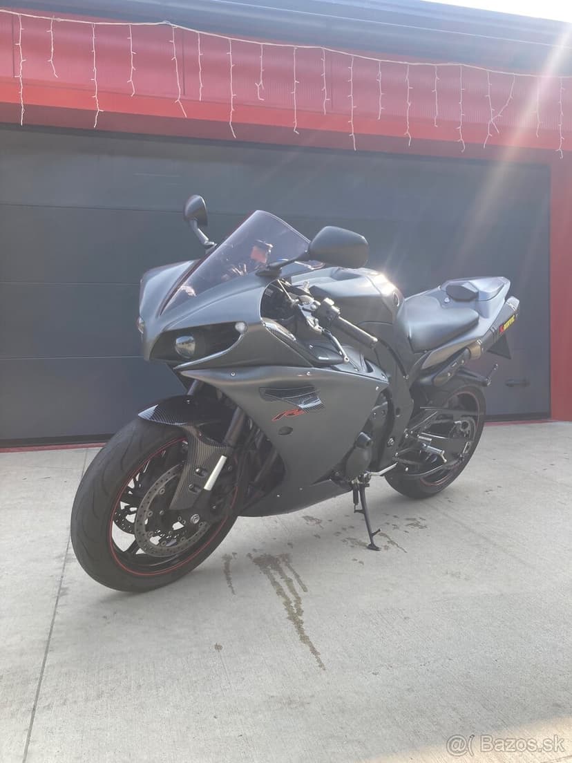 Yamaha R1, Big Bang, Facelift
