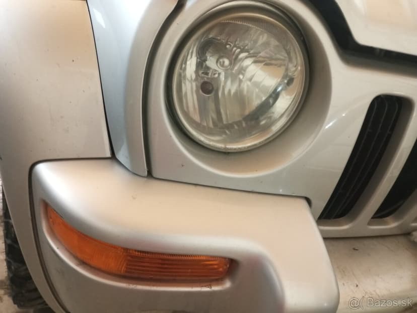 Rozpredám Jeep Cherokee KJ 2.5, 2.8crd