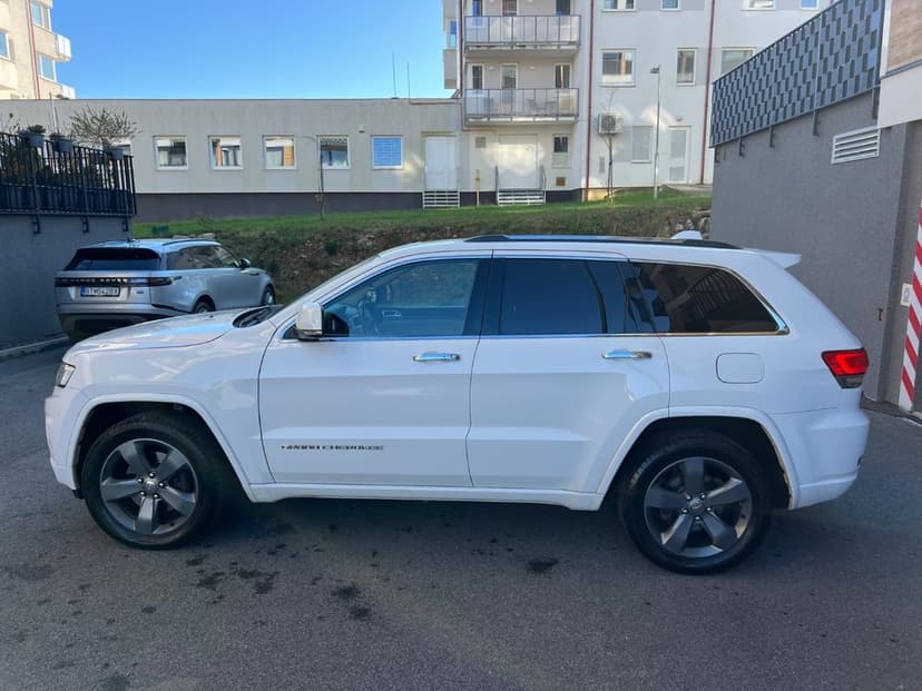 Jeep Grand Cherokee 3.0L V6 TD Overland A/T