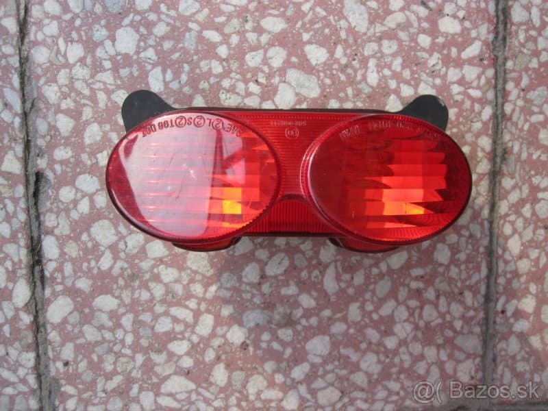 Motocyklove Svetla a  Univerzalne Lampy