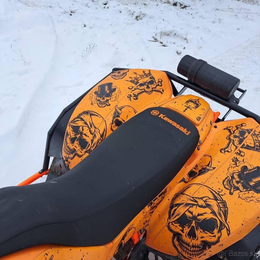 Kawasaki kfx 700 biele spz