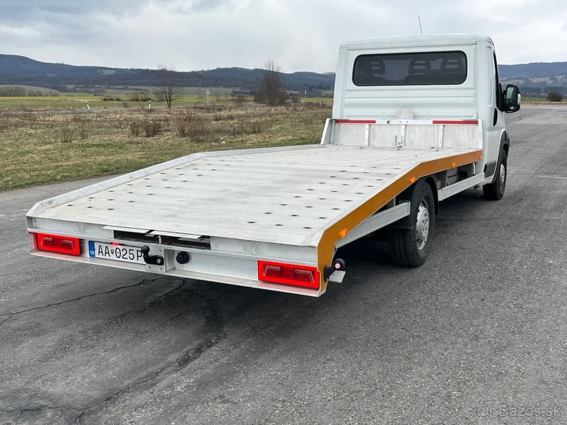 Odtahovy špeciál Citroën Jumper model 2016