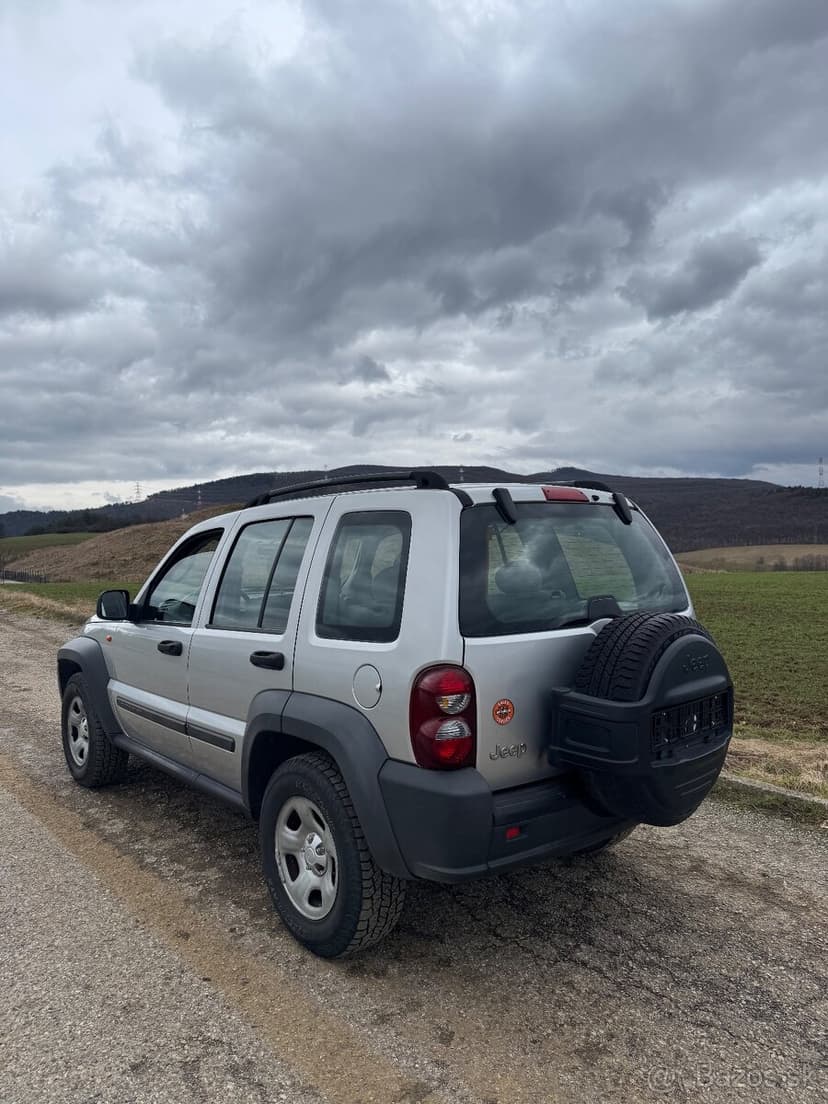 Jeep cherokee 2.8crd 120kw Manual
