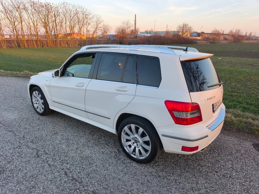 Mercedes BENZ GLK 220 CDI 4 MATIC  automat 125 kw