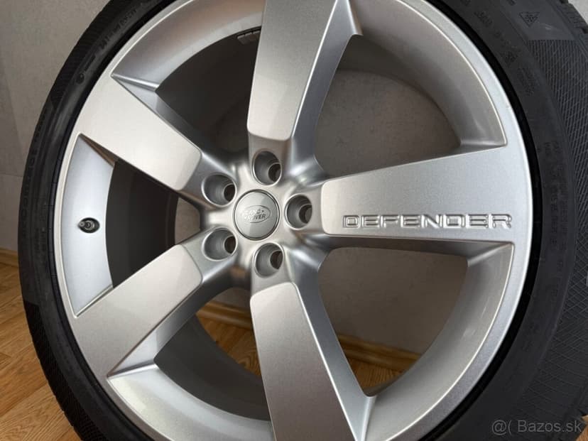 Originál zimní kolesa Land Rover Defender R22