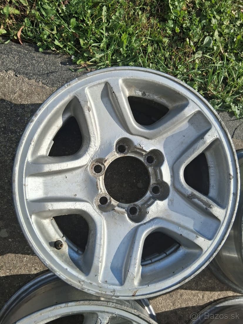 Predam hlinikove disky na  Toyota Land Cruiser J9. 16 zoll