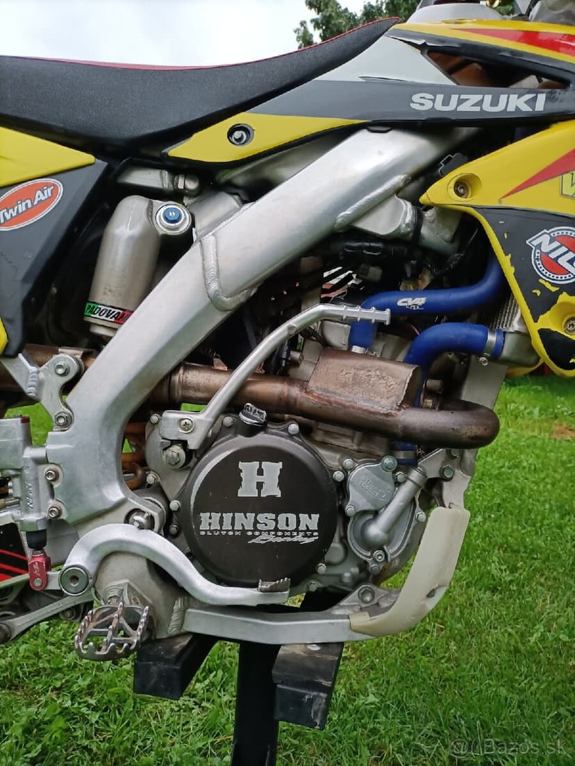 Suzuki rmz 250
